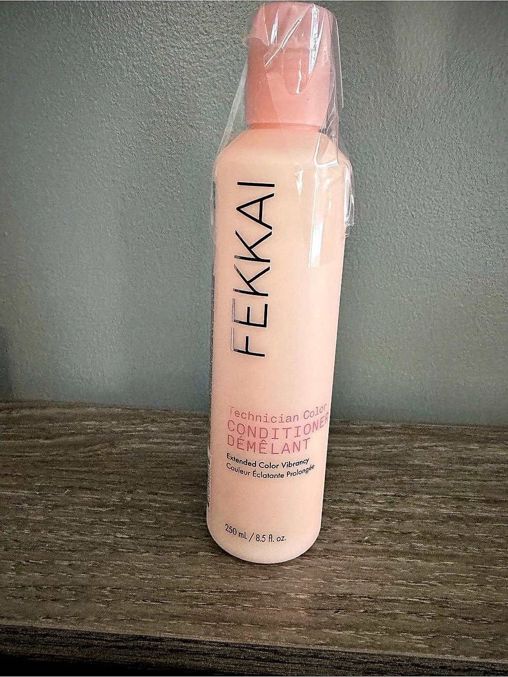 Fekkai Technician Color Care Conditioner in Pink NWT